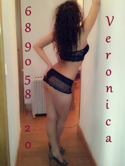 VERONICA MUÑEQUITA INDEPENDIENTE RECIBO Y ME DESPLAZO LAS 24