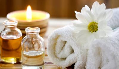 SE BUSCA EMPLEADA PARA TRABAJO DE ESTHETICIEN Y MASAJISTA