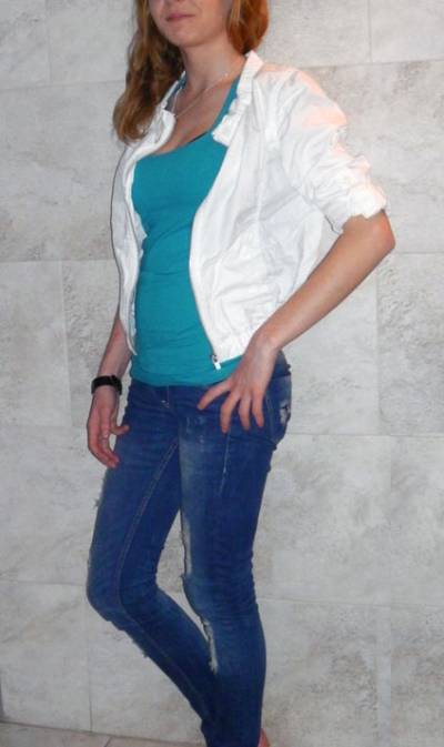 UNIVERSITARIA DE 19 AÑOS REALES, CATALANA, RUBIA OJOS AZUL