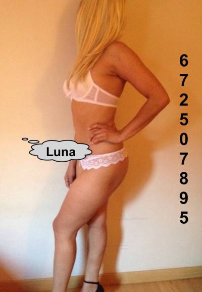NOVEDAD RUBIA MUY IMPLICADA SERVICIOS DESDE 30 EUROS FOTOS R