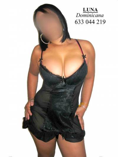 LESBICO REAL CON DOS JOVENCITA DE 18, 20 AÑOS SE LO COMEN TO