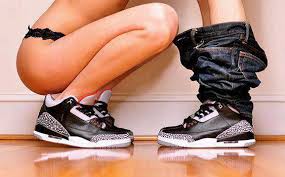 PLAZAS LIBRES PARA CHICAS SIMPATICAS,EN SAGRADA FAMILIA,24H