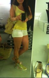 GUAPA ESTUDIANTE CORRIDAS A CHORROS