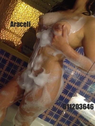 ARACELI JOVENCITA DE CUERPO ESCULTURAL FOTOS REALES 30 EURO