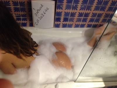 ARACELI JOVENCITA DE CUERPO ESCULTURAL FOTOS REALES 30 EURO