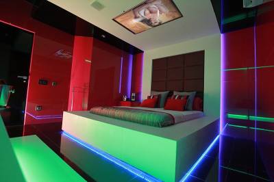 SE NECESITA ENCARGADA PARA LOCAL DE RELAX