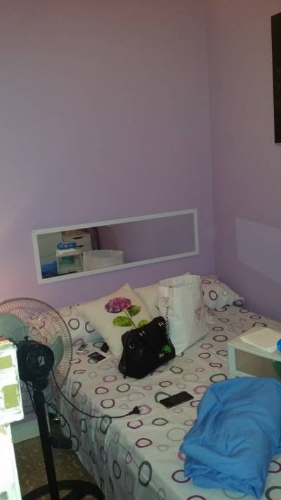 HABITACION A CHICAS ESCORTS