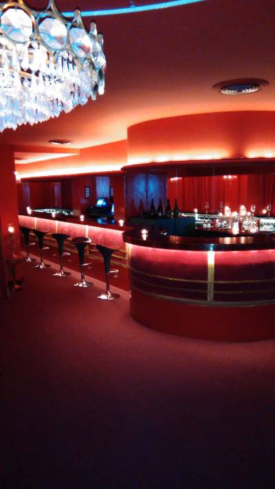 *****ALL ME NO TABLE NO FUN*****