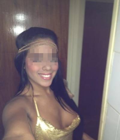 ME ENCANTA EL S*E*X*O-VER COMO SE ACERCA TU HERRAMIENTA Y CO