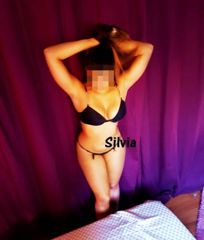 SILVIA BRASILEÑA EN ROSSELLO – MARINA. VEN A GOZAR RITMO DE