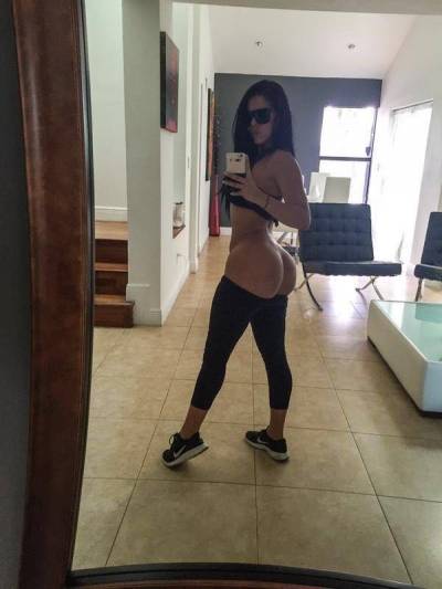 SOY UNA ESCORT CON CUERPO DE CONEJITA DE PLAYBOY.