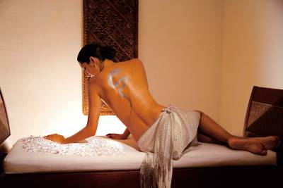 THE MASSAGE THAT YOU DESERVE ONLY FOR 60€