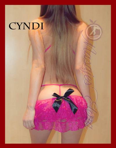 CYNDI……..MAESTRA DEL PLACER