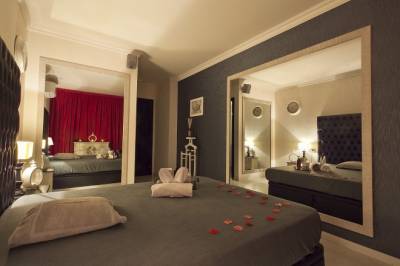 EN FELINA MASSAGE TE AYUDAMOS A RELAJARTE Y CONECTAR CON EL