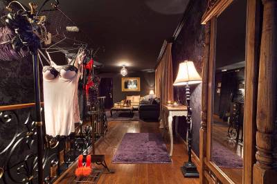 EN FELINA MASSAGE TE AYUDAMOS A RELAJARTE Y CONECTAR CON EL