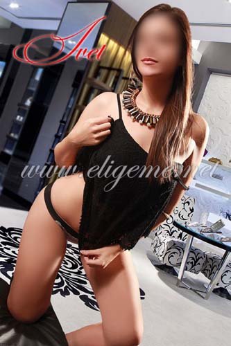 IVET, CATALANA DE 20 AÑOS ADICTA AL SEXO