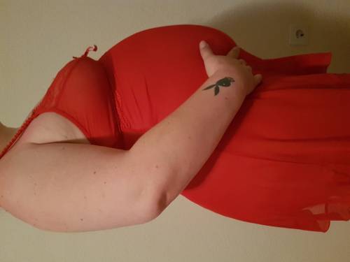 DOS GORDITAS ESPAÑOLAS (UNA EMBARAZADA) MUY COMPLETA DESDE 5