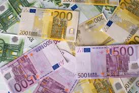 BUSCO CHICAS DEL PAIS DEL ESTE ,PLAZA 21 DIAS.