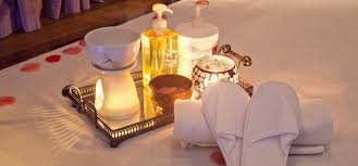 SE NECESITAN ESCORTS DE ALTO ESTANDING EN IMPORTANTE SALON D