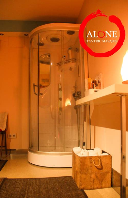 BUSCAMOS MASAJISTAS GUAPAS