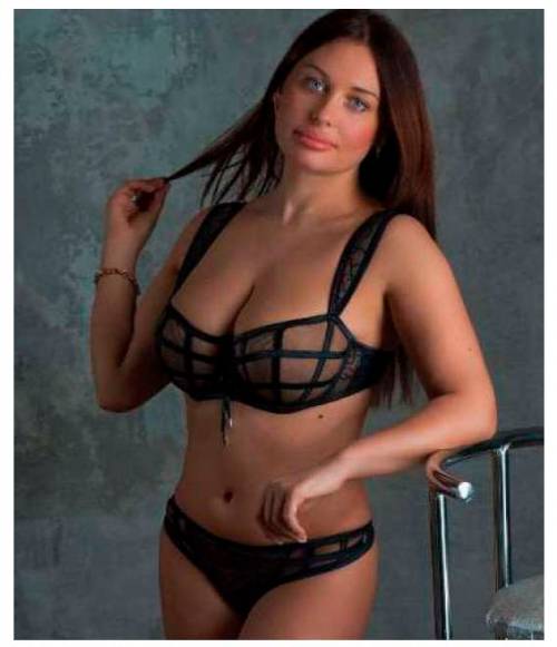 RUSA VICIOSA LLENA DE MORBO , ME ENCANTA EL SEXO