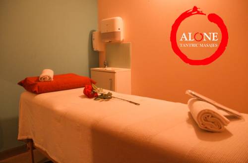 SOFT AND RELAXING MASSAGE