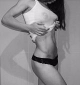 TU MASJISTA EROTICA JOVENCITA Y MUY CAÑERA