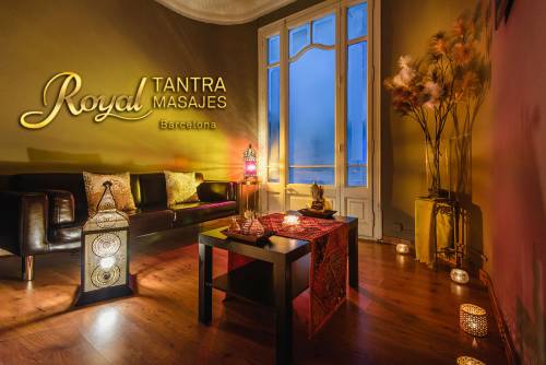 ROYAL TNTRA MASAJES ! VEN Y DESCUBRE NUEVAS SENSACIONES ¡