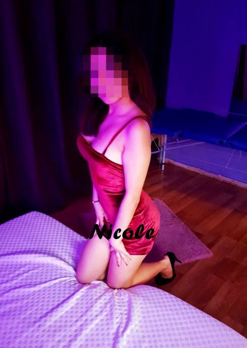 NICOLE COMPLACIENTE Y APASIONADA **HOY 24H**