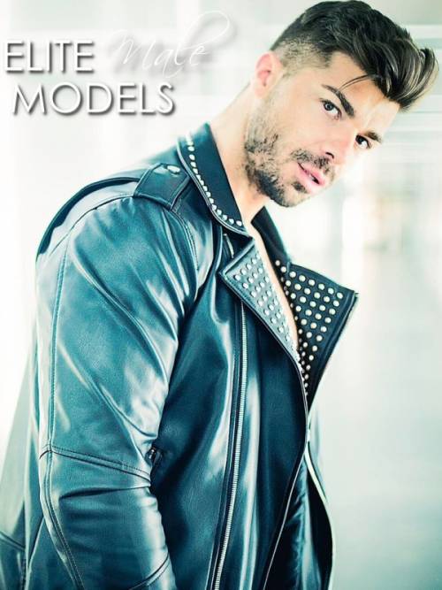 DAMIAN, ELITE MALE MODELS AGENCIA DE ACOMPAÑANTES MASCULINOS