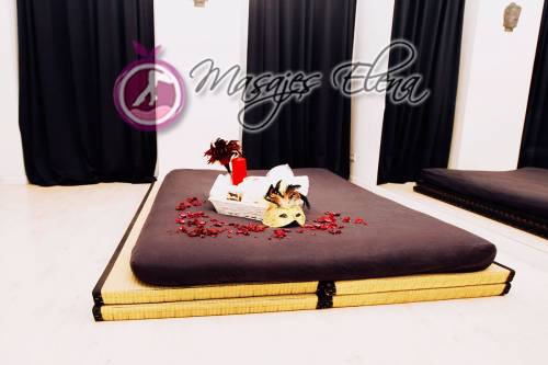 QUEREMOS RECIBIR Y DAR PLACER..ATREVETE CON 1 O 2 DE NOSOTRA