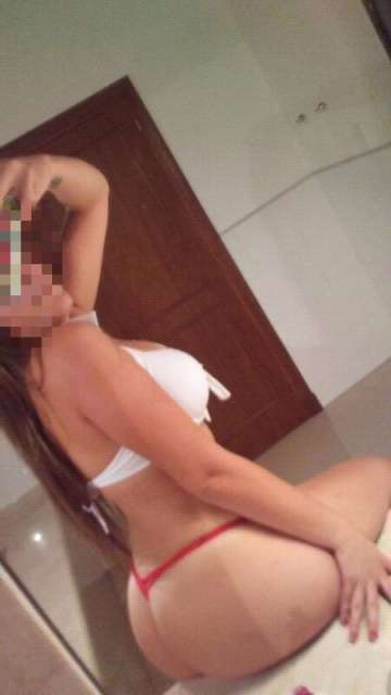 NUEVA EN EL MUNDILLO CON GANAS DE FOLLAR