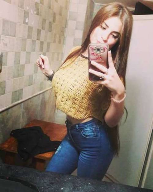 PAMELA LATINA CALIENTE MORBOSA