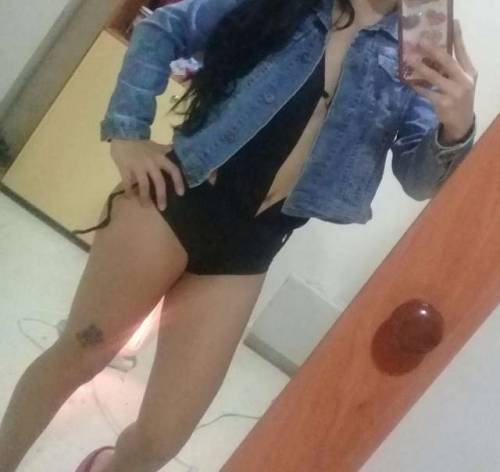 DAYANA 19 AÑOS COLOMBIA DESDE 40€. MUY CALIENTE Y NINFOMANA