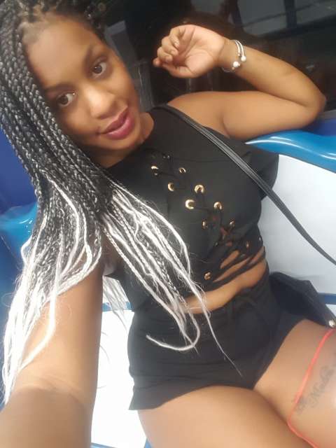 FOLLAME COMO PERRA CORRETE EN MI BOCA