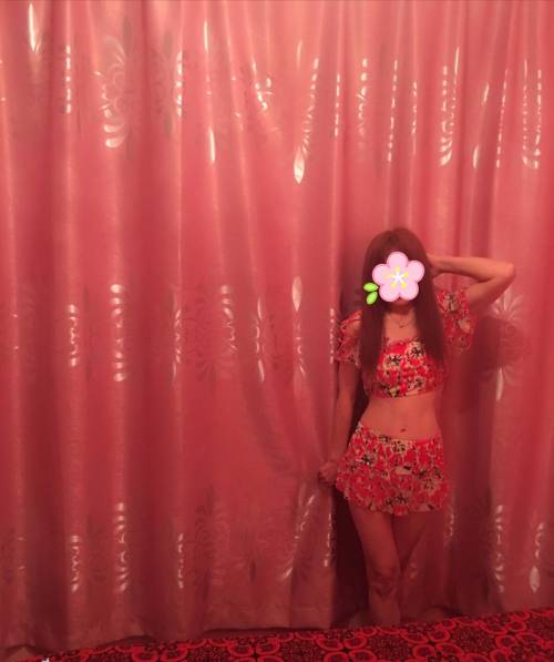 PEQUEÑITA CHINA. JUNTO CHINAS Y JAPONESAS