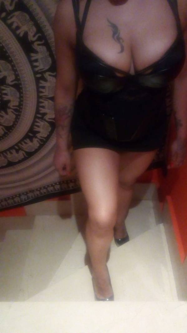 PAMELA VENEZOLANA COPLACIENTE CON GANAS DE SEXO 645940931