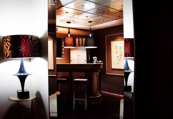 SE PRECISAN SEÑORITAS PARA PLAZA O TURNO 691188333