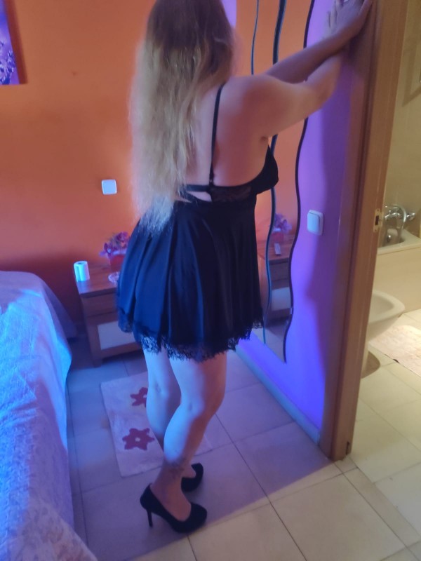 VICKY TU MADURITA INSASIABLE, FOLLA UNA Y OTRA VEZ 645940931