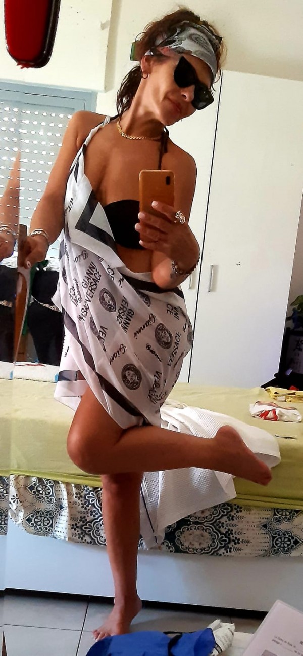 RUSITA MASAJISTA ERÓTICA CON EL MEJOR FINAL 611204786