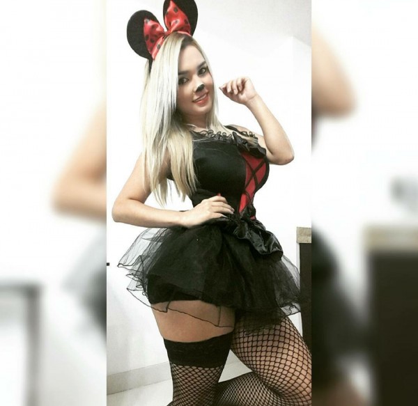 HERMOSA COLOMBIANA SEXY Y CACHONDA EN BARCELONA 604273010