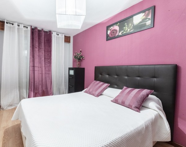 Piso de 12 años en funcionamiento selecciona chica 648988831
