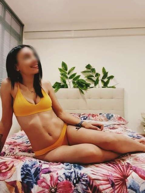 delgada super ardiente griego profundo sin