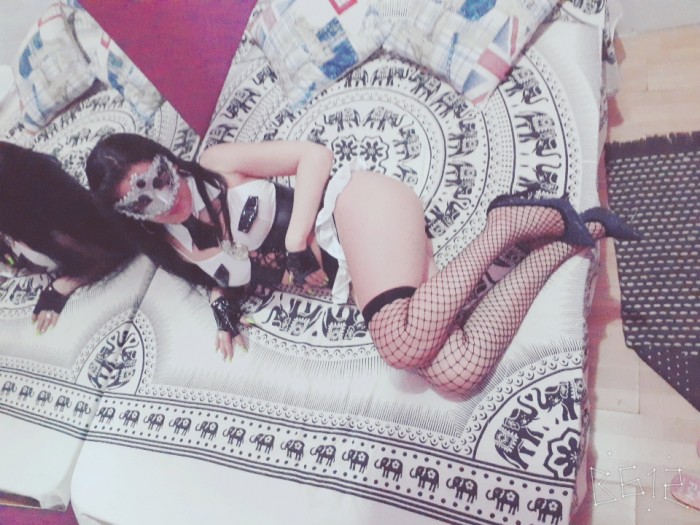 ESTOY MUY CALIENTE MOJADITA FOTOS REALE