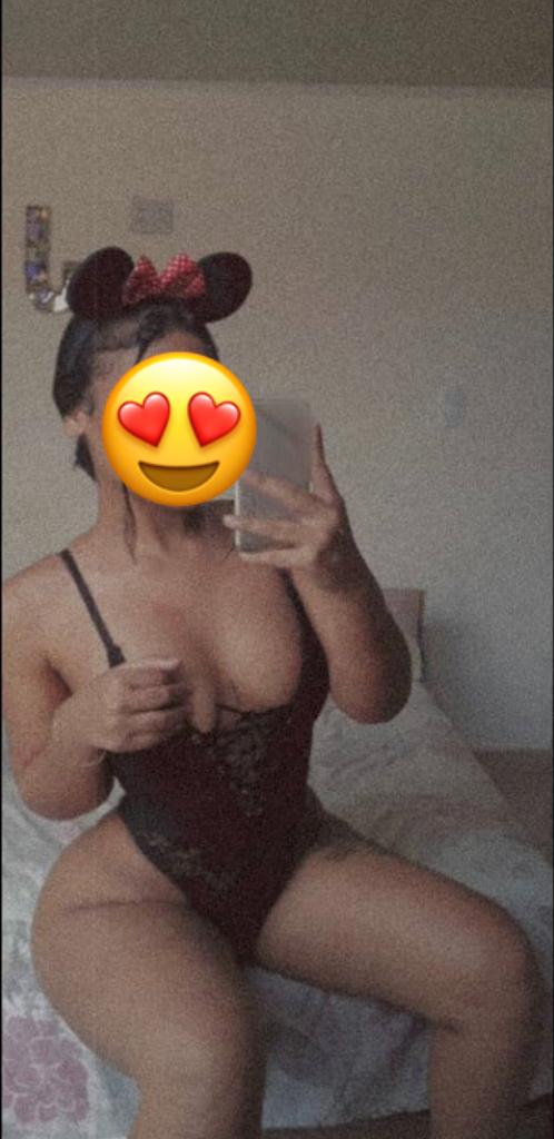 NICOL SCORT COLOMBIANA FIESTERA Y CAÑERA