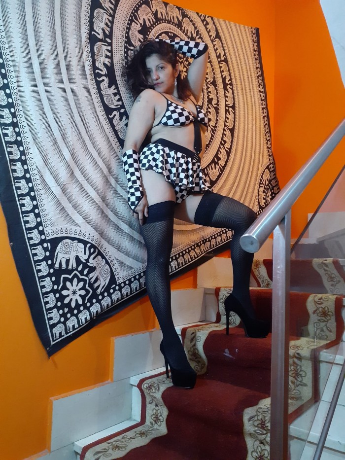 BELLA NIÑATA MORBOSA