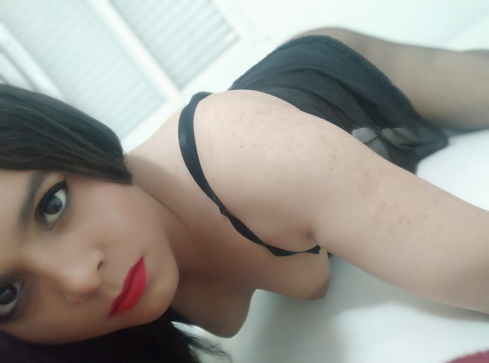 pasiva y activa trans española muy morbosa