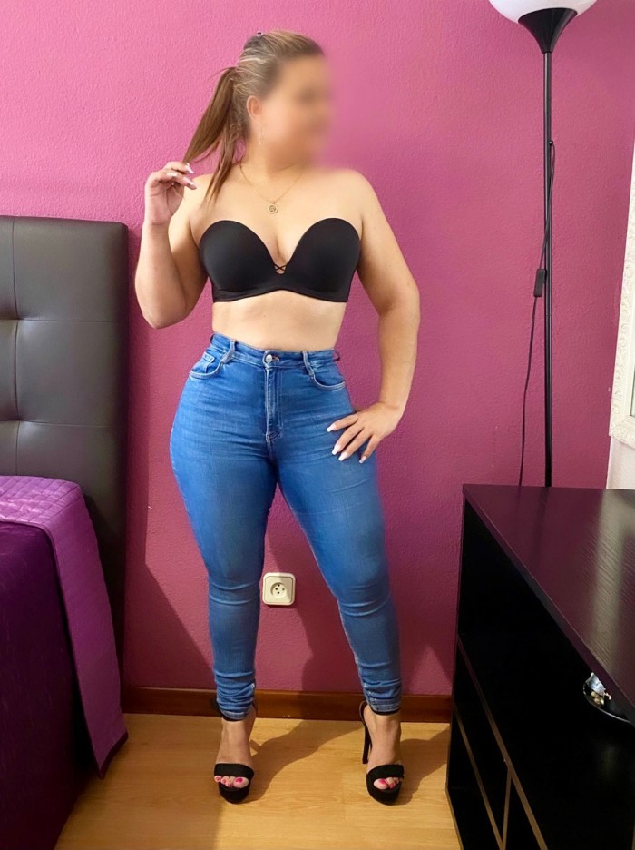 DELICIOSA COLOMBIANA SENSUAL, UN ENCANTO