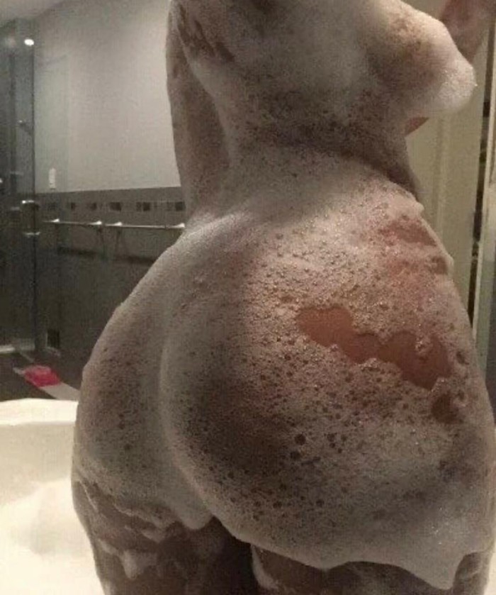 gustan los besos, las caricias, masaje muy delicio