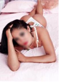 Niñas fiesteras recién llegadas